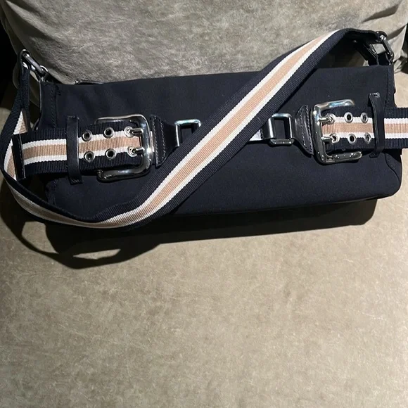 Browns Couture Canvas w/leather trim black handbag - Picture 4 of 16